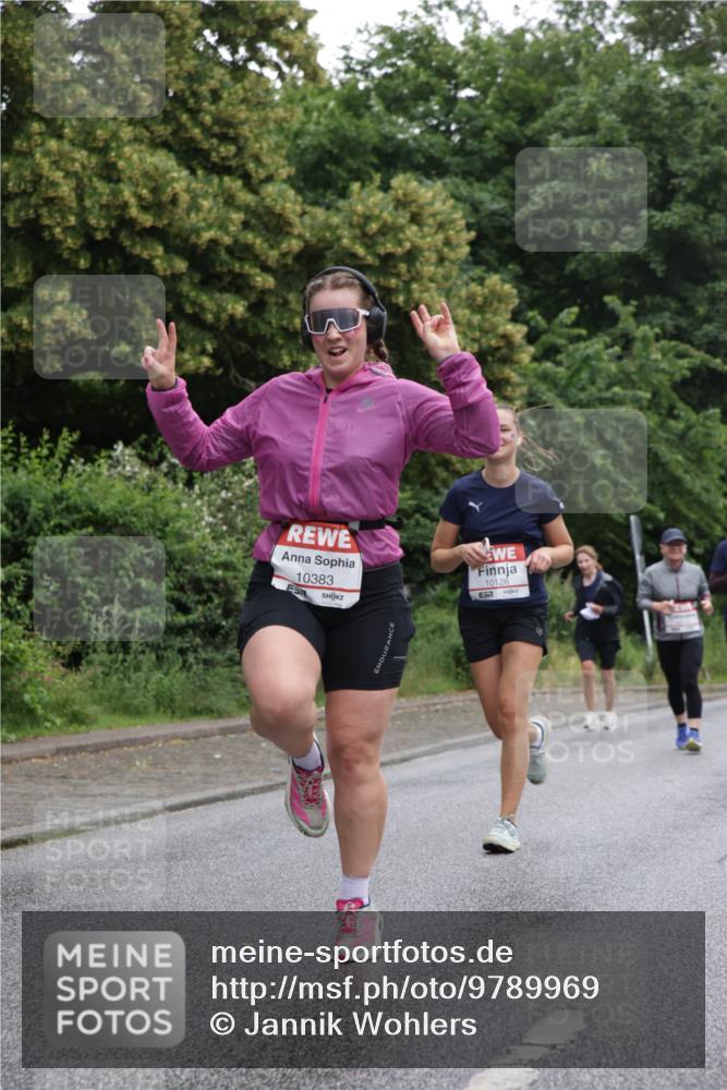 14.06.2026 - REWE Women's Run Jannik Wohlers http://msf.ph/oto/9789969 14.06.2026 10:03:23 Laufen 10383, 10126 meine-sportfotos.de
