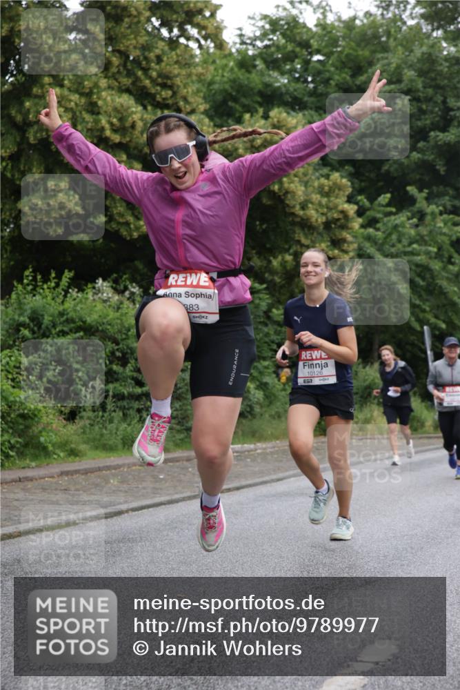 14.06.2026 - REWE Women's Run Jannik Wohlers http://msf.ph/oto/9789977 14.06.2026 10:03:23 Laufen 883, 10126, 57 meine-sportfotos.de