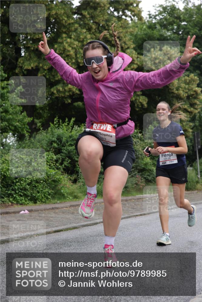 14.06.2026 - REWE Women's Run Jannik Wohlers http://msf.ph/oto/9789985 14.06.2026 10:03:23 Laufen 10383, 10126, 657, 8 meine-sportfotos.de