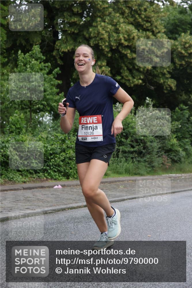 14.06.2026 - REWE Women's Run Jannik Wohlers http://msf.ph/oto/9790000 14.06.2026 10:03:24 Laufen 10126 meine-sportfotos.de