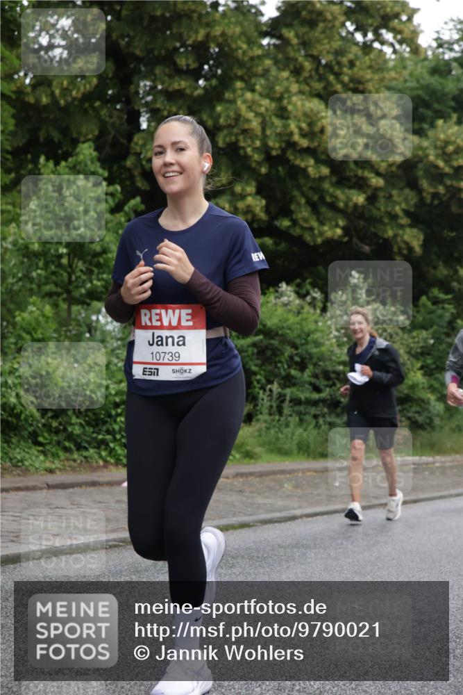 14.06.2026 - REWE Women's Run Jannik Wohlers http://msf.ph/oto/9790021 14.06.2026 10:03:25 Laufen 10739 meine-sportfotos.de