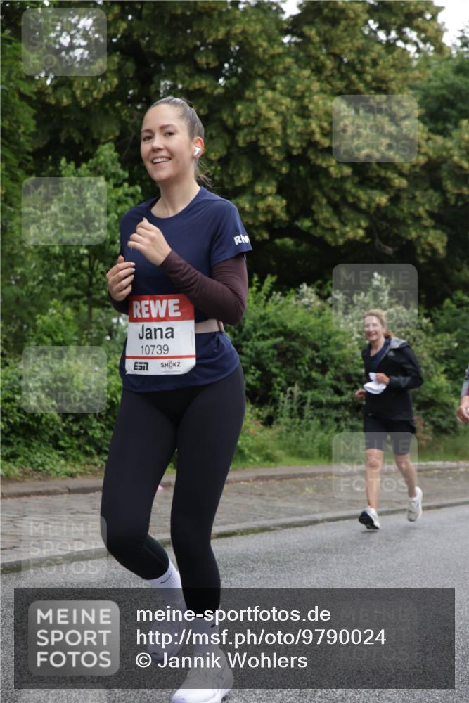 14.06.2026 - REWE Women's Run Jannik Wohlers http://msf.ph/oto/9790024 14.06.2026 10:03:25 Laufen 10739, 7 meine-sportfotos.de
