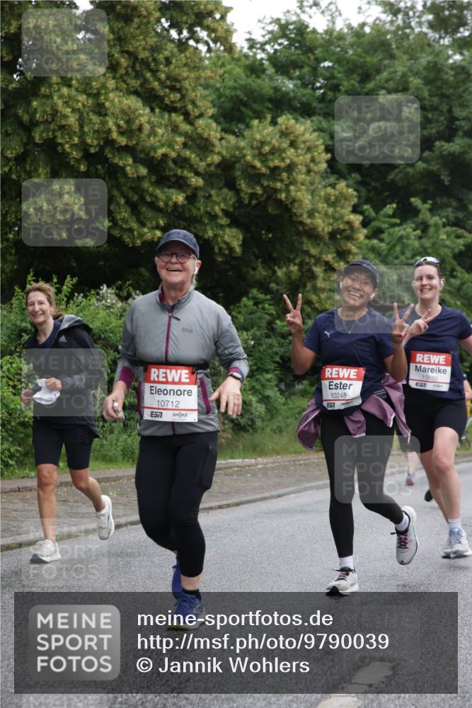 14.06.2026 - REWE Women's Run Jannik Wohlers http://msf.ph/oto/9790039 14.06.2026 10:03:26 Laufen 10712, 57, 10248, 57, 10692, 7 meine-sportfotos.de