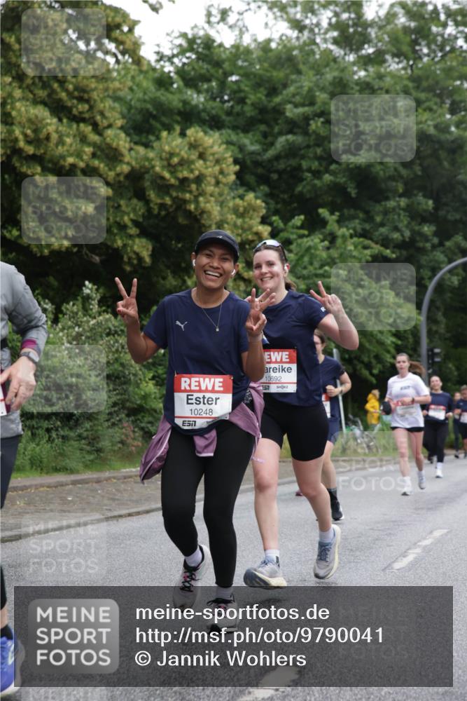 14.06.2026 - REWE Women's Run Jannik Wohlers http://msf.ph/oto/9790041 14.06.2026 10:03:27 Laufen 10248, 7, 10692, 57 meine-sportfotos.de