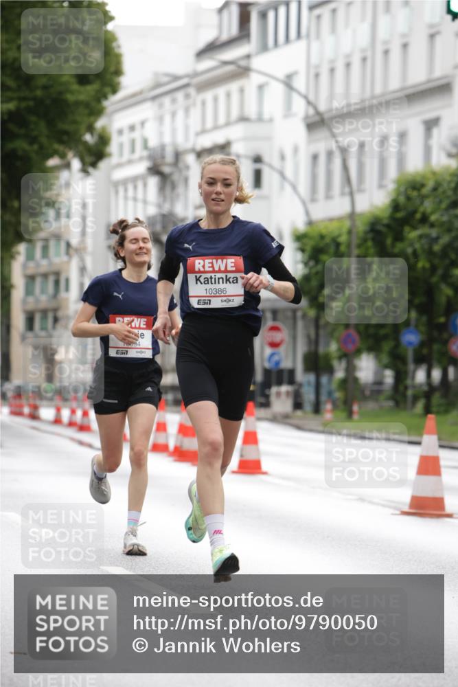 14.06.2026 - REWE Women's Run Jannik Wohlers http://msf.ph/oto/9790050 14.06.2026 09:44:12 Laufen 18994, 7, 10386, 7 meine-sportfotos.de