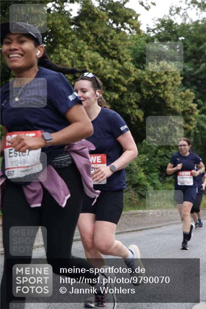 14.06.2026 - REWE Women's Run Jannik Wohlers http://msf.ph/oto/9790070 14.06.2026 10:03:28 Laufen 10248 meine-sportfotos.de