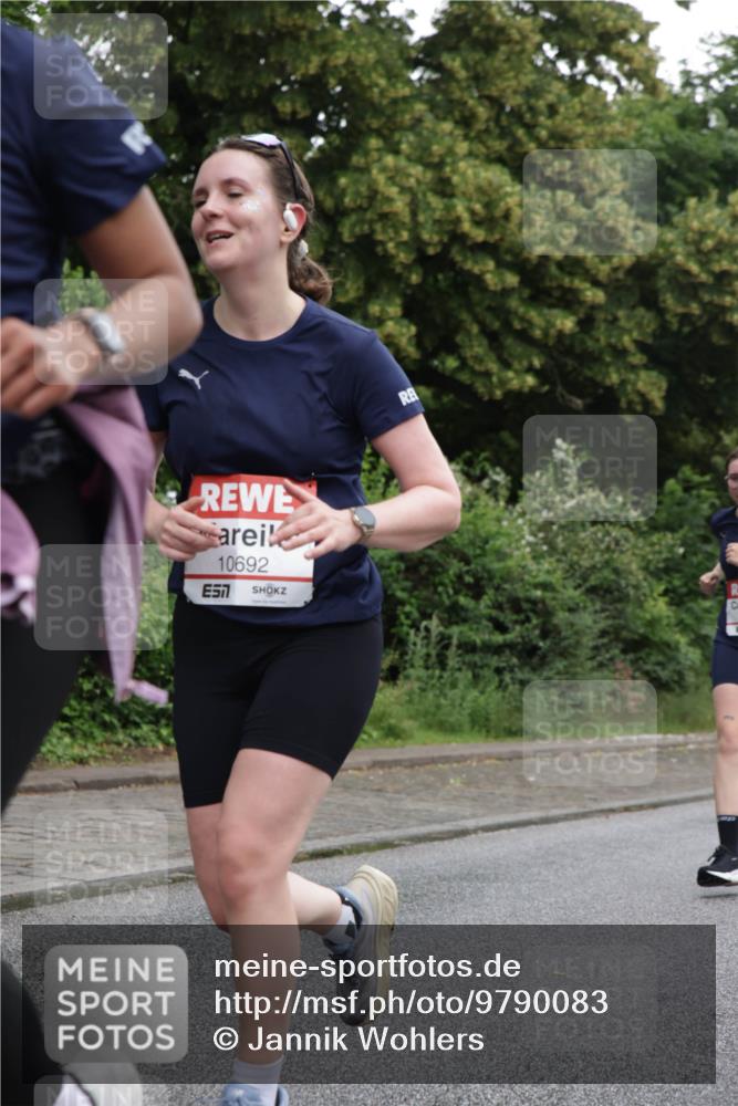 14.06.2026 - REWE Women's Run Jannik Wohlers http://msf.ph/oto/9790083 14.06.2026 10:03:28 Laufen 10692, 7 meine-sportfotos.de