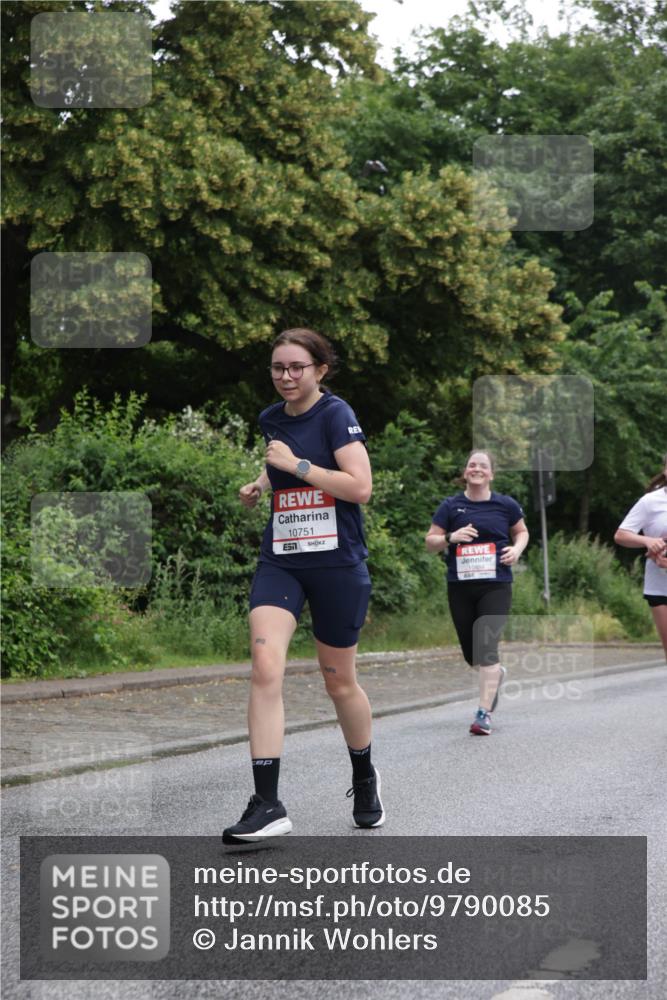 14.06.2026 - REWE Women's Run Jannik Wohlers http://msf.ph/oto/9790085 14.06.2026 10:03:29 Laufen 10751, 57 meine-sportfotos.de