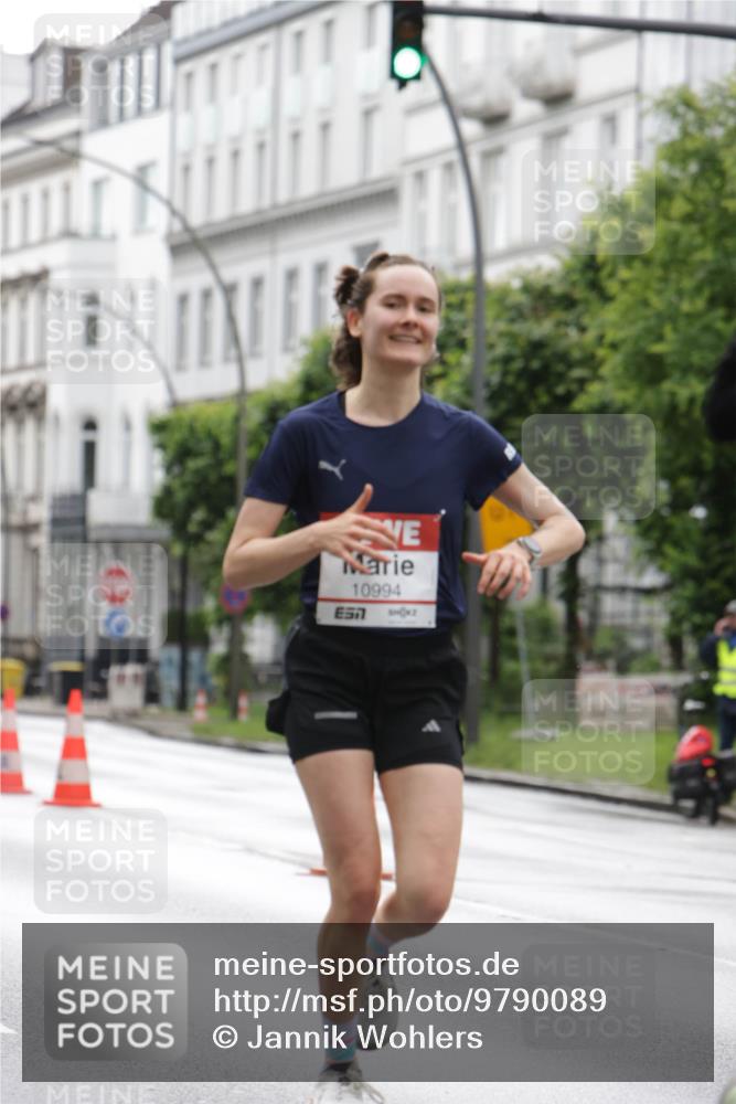 14.06.2026 - REWE Women's Run Jannik Wohlers http://msf.ph/oto/9790089 14.06.2026 09:44:14 Laufen 10994 meine-sportfotos.de