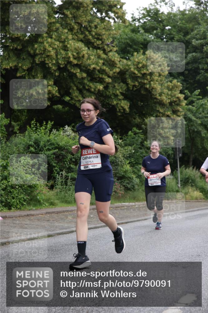 14.06.2026 - REWE Women's Run Jannik Wohlers http://msf.ph/oto/9790091 14.06.2026 10:03:29 Laufen 10751, 651 meine-sportfotos.de