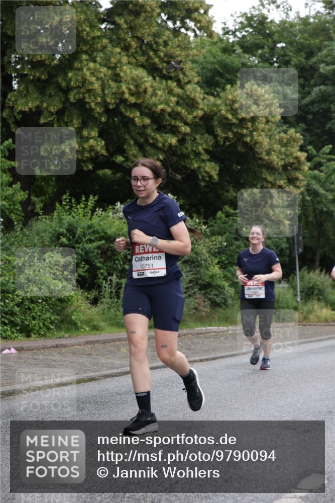 14.06.2026 - REWE Women's Run Jannik Wohlers http://msf.ph/oto/9790094 14.06.2026 10:03:29 Laufen 10751, 51 meine-sportfotos.de