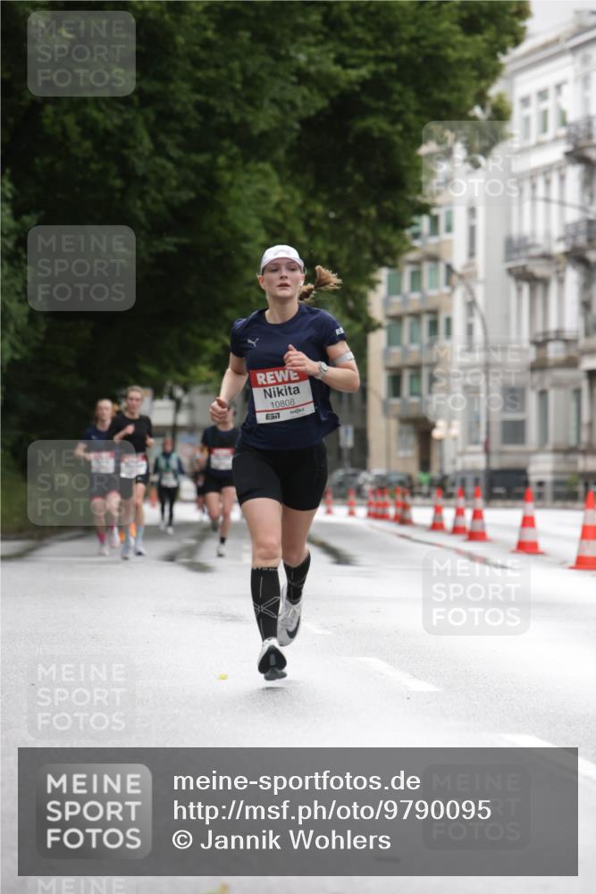14.06.2026 - REWE Women's Run Jannik Wohlers http://msf.ph/oto/9790095 14.06.2026 09:44:16 Laufen 10808, 657 meine-sportfotos.de