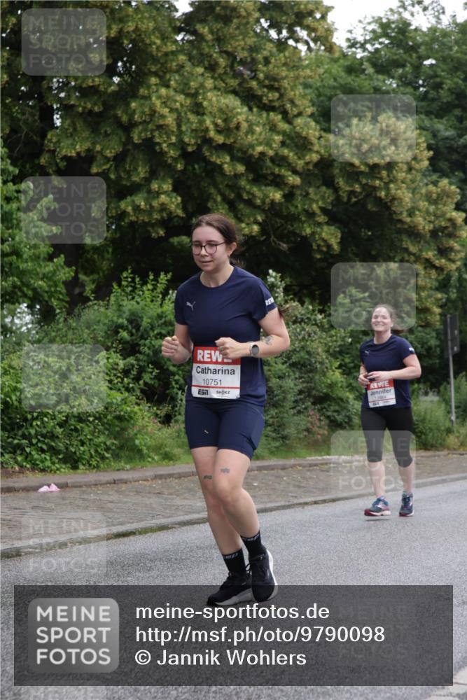 14.06.2026 - REWE Women's Run Jannik Wohlers http://msf.ph/oto/9790098 14.06.2026 10:03:29 Laufen 10751 meine-sportfotos.de