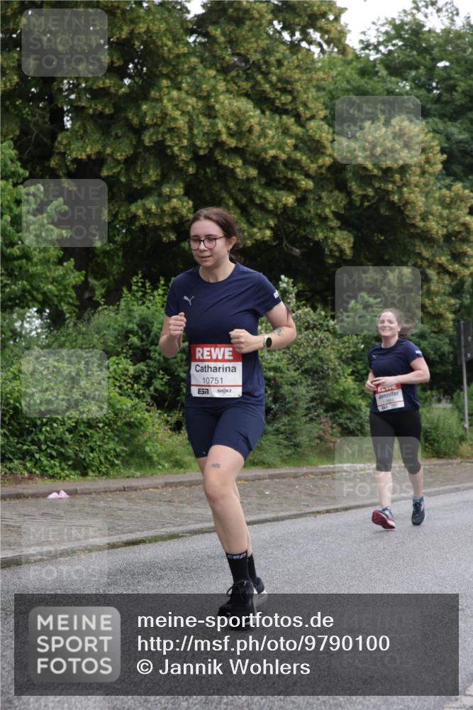 14.06.2026 - REWE Women's Run Jannik Wohlers http://msf.ph/oto/9790100 14.06.2026 10:03:29 Laufen 10751 meine-sportfotos.de