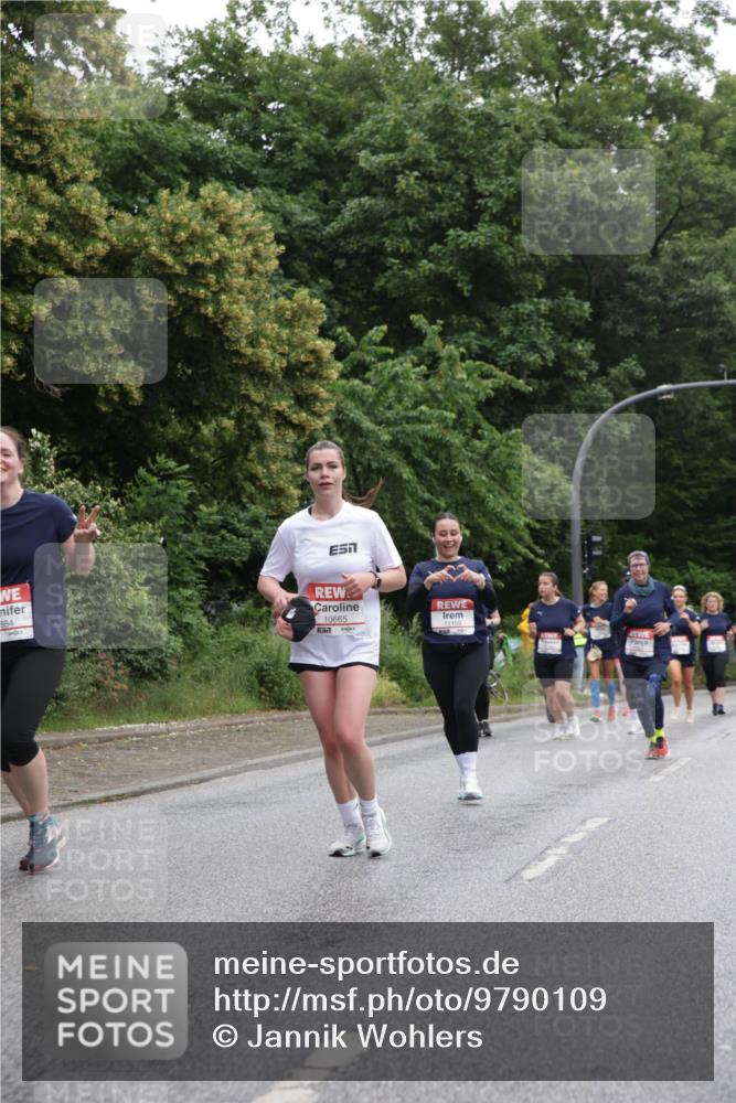 14.06.2026 - REWE Women's Run Jannik Wohlers http://msf.ph/oto/9790109 14.06.2026 10:03:30 Laufen 884, 10665, 57 meine-sportfotos.de
