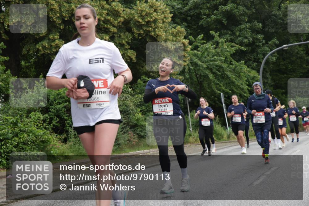 14.06.2026 - REWE Women's Run Jannik Wohlers http://msf.ph/oto/9790113 14.06.2026 10:03:32 Laufen 10665, 57, 11159 meine-sportfotos.de