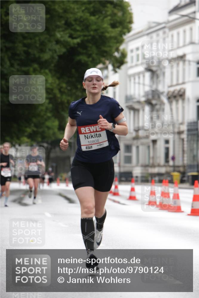 14.06.2026 - REWE Women's Run Jannik Wohlers http://msf.ph/oto/9790124 14.06.2026 09:44:17 Laufen 10808, 57 meine-sportfotos.de