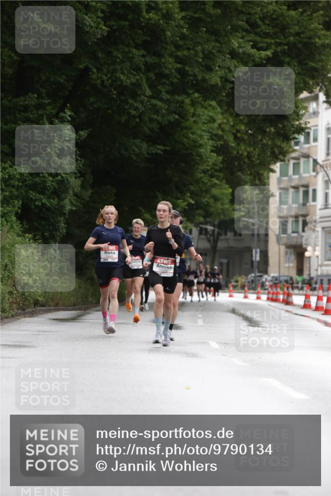 14.06.2026 - REWE Women's Run Jannik Wohlers http://msf.ph/oto/9790134 14.06.2026 09:44:20 Laufen 10489, 10274, 7070 meine-sportfotos.de