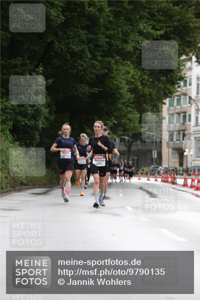 14.06.2026 - REWE Women's Run Jannik Wohlers http://msf.ph/oto/9790135 14.06.2026 09:44:20 Laufen 7070 meine-sportfotos.de