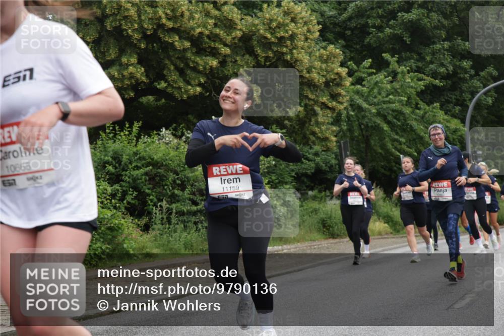14.06.2026 - REWE Women's Run Jannik Wohlers http://msf.ph/oto/9790136 14.06.2026 10:03:32 Laufen 7, 10665, 7, 11159 meine-sportfotos.de