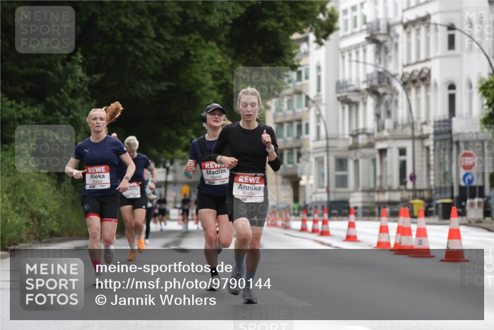 14.06.2026 - REWE Women's Run Jannik Wohlers http://msf.ph/oto/9790144 14.06.2026 09:44:23 Laufen 10489, 10206, 10274, 57 meine-sportfotos.de
