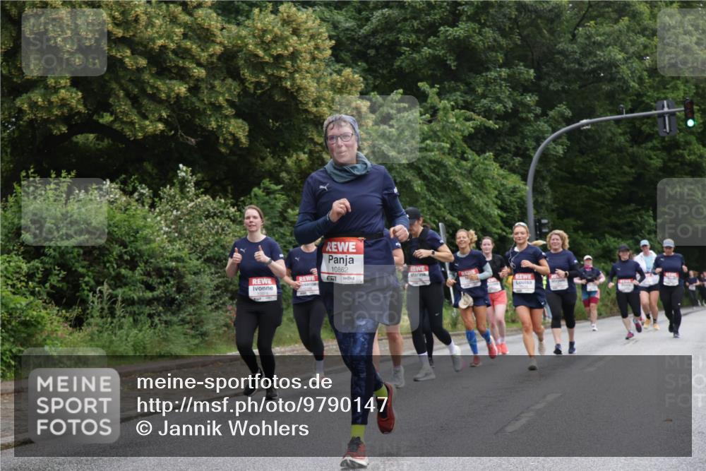 14.06.2026 - REWE Women's Run Jannik Wohlers http://msf.ph/oto/9790147 14.06.2026 10:03:34 Laufen 10862 meine-sportfotos.de