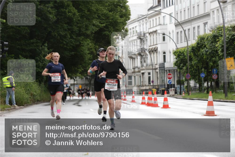 14.06.2026 - REWE Women's Run Jannik Wohlers http://msf.ph/oto/9790156 14.06.2026 09:44:24 Laufen 10489, 10274, 57, 1 meine-sportfotos.de