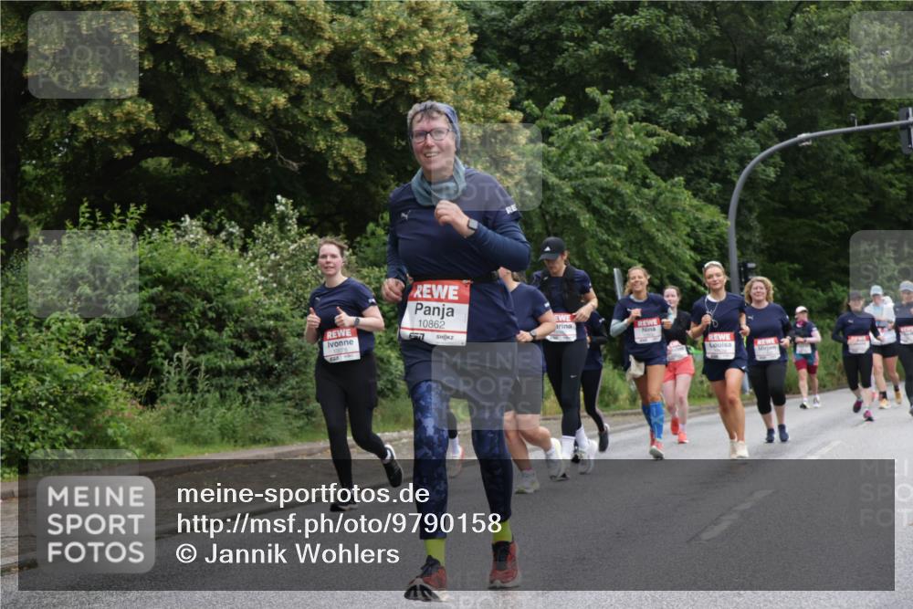 14.06.2026 - REWE Women's Run Jannik Wohlers http://msf.ph/oto/9790158 14.06.2026 10:03:34 Laufen 10862 meine-sportfotos.de
