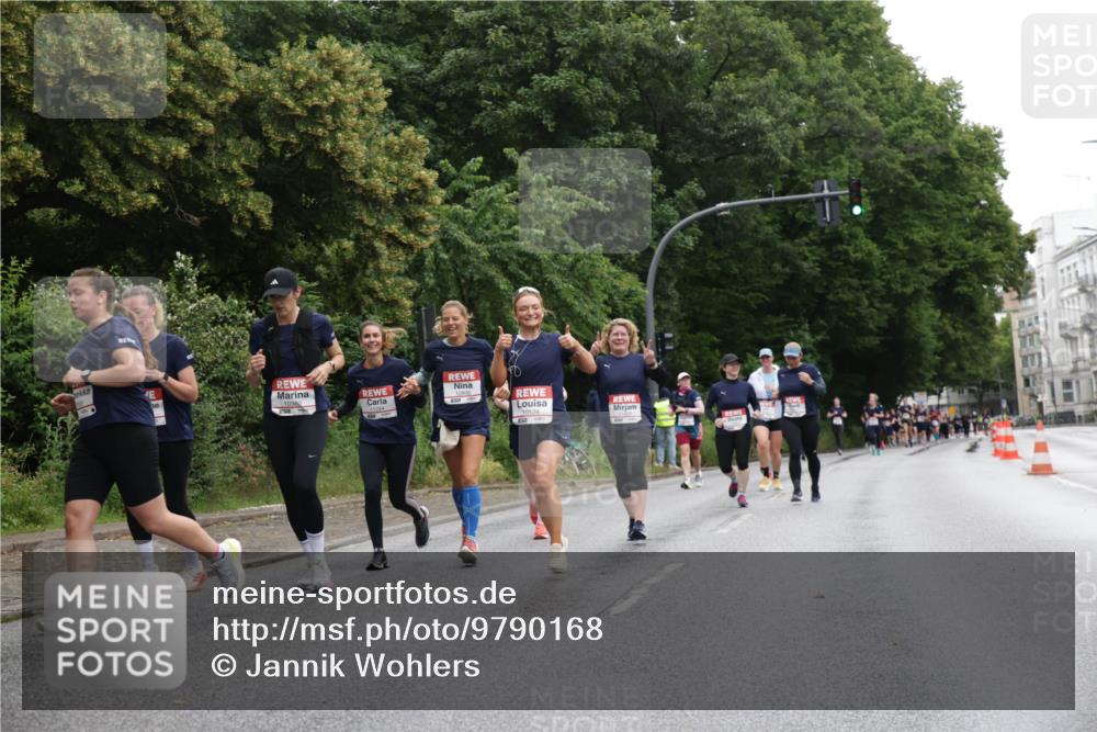 14.06.2026 - REWE Women's Run Jannik Wohlers http://msf.ph/oto/9790168 14.06.2026 10:03:35 Laufen 10124 meine-sportfotos.de