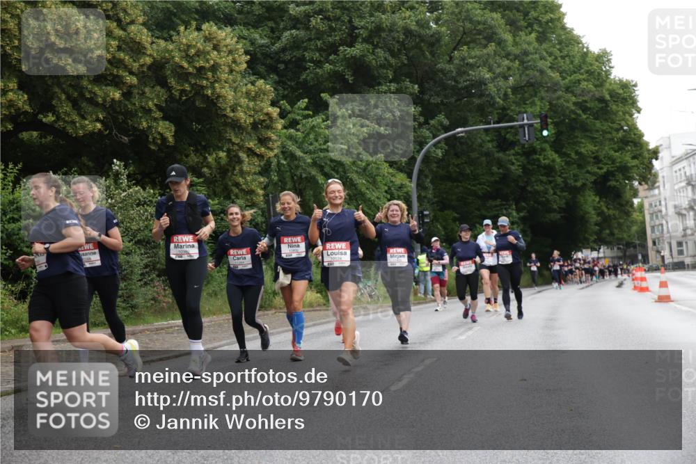 14.06.2026 - REWE Women's Run Jannik Wohlers http://msf.ph/oto/9790170 14.06.2026 10:03:35 Laufen 10124 meine-sportfotos.de