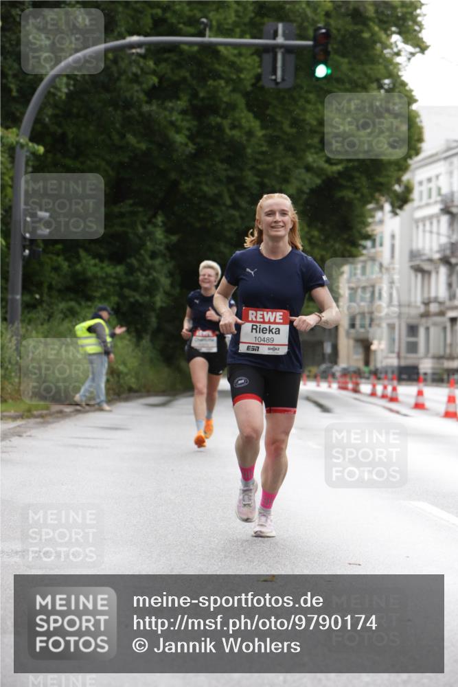 14.06.2026 - REWE Women's Run Jannik Wohlers http://msf.ph/oto/9790174 14.06.2026 09:44:26 Laufen 10489, 37 meine-sportfotos.de