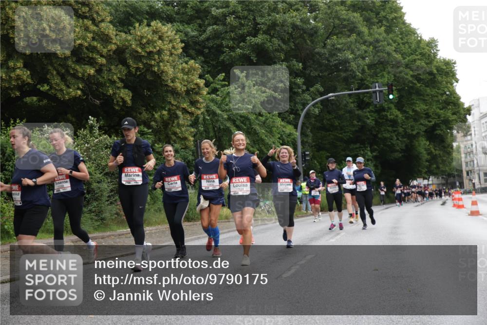 14.06.2026 - REWE Women's Run Jannik Wohlers http://msf.ph/oto/9790175 14.06.2026 10:03:35 Laufen 10382, 10124, 11455 meine-sportfotos.de