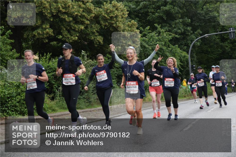 14.06.2026 - REWE Women's Run Jannik Wohlers http://msf.ph/oto/9790182 14.06.2026 10:03:36 Laufen 10382, 11284, 10124, 7, 1219, 11455 meine-sportfotos.de