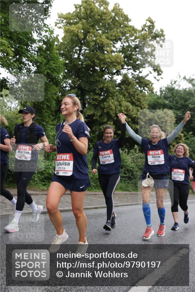 14.06.2026 - REWE Women's Run Jannik Wohlers http://msf.ph/oto/9790197 14.06.2026 10:03:38 Laufen 10382, 10124, 517, 11284, 651, 10800, 57, 11455 meine-sportfotos.de