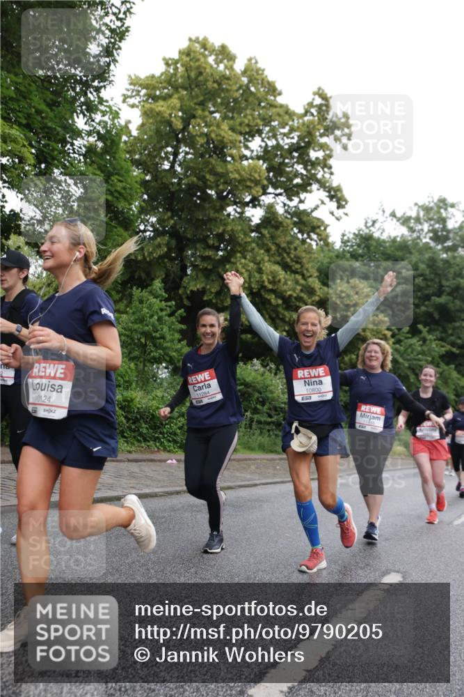 14.06.2026 - REWE Women's Run Jannik Wohlers http://msf.ph/oto/9790205 14.06.2026 10:03:38 Laufen 10124, 11284, 10800 meine-sportfotos.de