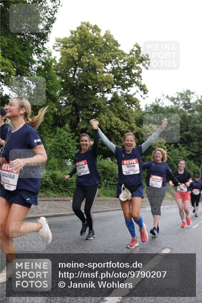 14.06.2026 - REWE Women's Run Jannik Wohlers http://msf.ph/oto/9790207 14.06.2026 10:03:38 Laufen 10124, 11284, 10800, 57 meine-sportfotos.de