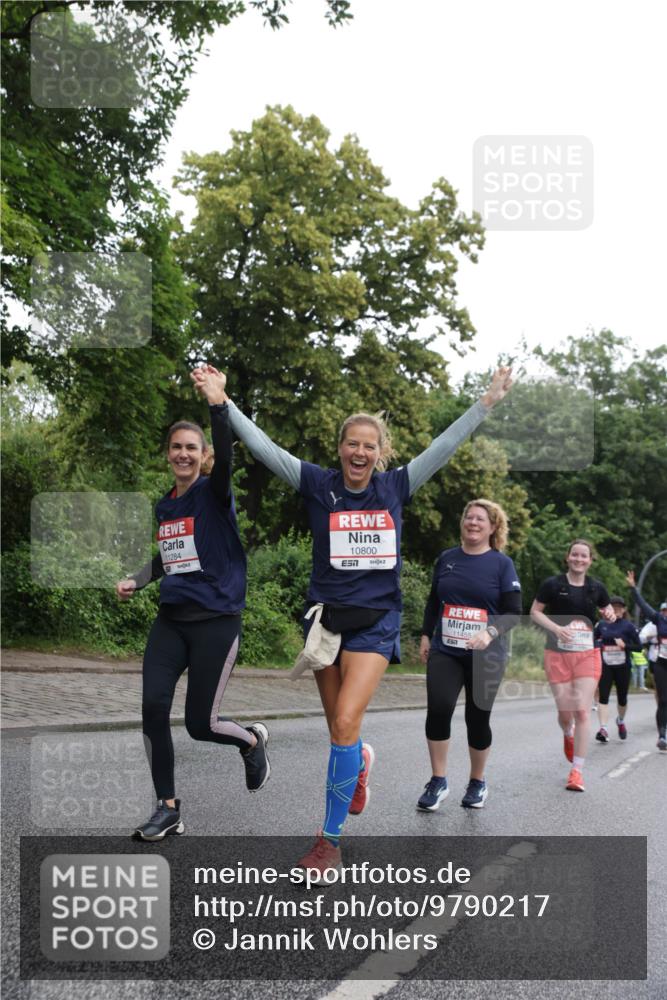 14.06.2026 - REWE Women's Run Jannik Wohlers http://msf.ph/oto/9790217 14.06.2026 10:03:38 Laufen 11284, 10800, 7, 11455 meine-sportfotos.de