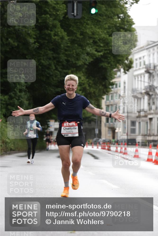 14.06.2026 - REWE Women's Run Jannik Wohlers http://msf.ph/oto/9790218 14.06.2026 09:44:29 Laufen 10573 meine-sportfotos.de