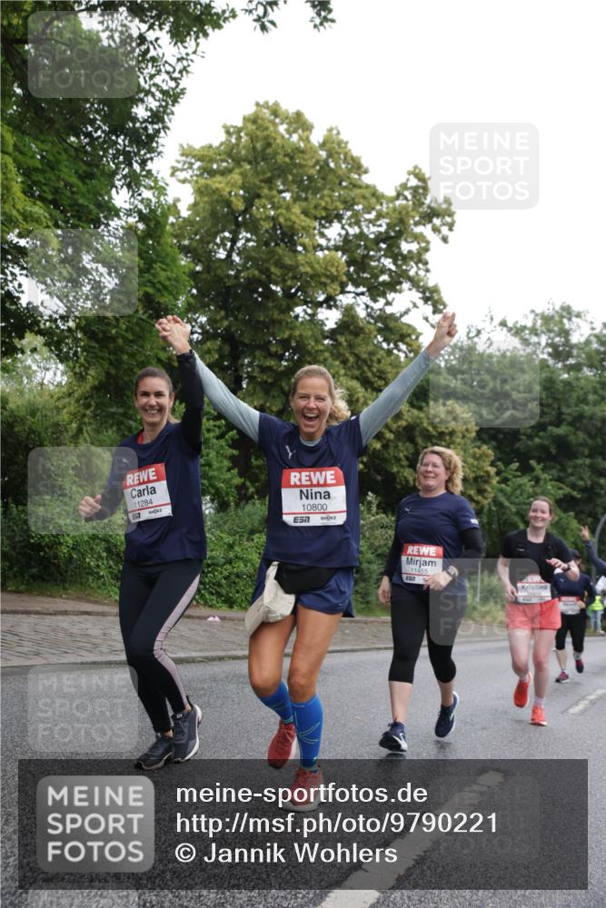 14.06.2026 - REWE Women's Run Jannik Wohlers http://msf.ph/oto/9790221 14.06.2026 10:03:38 Laufen 11284, 7, 10800, 11455, 657 meine-sportfotos.de