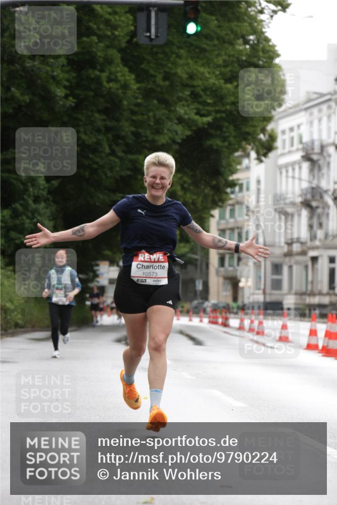 14.06.2026 - REWE Women's Run Jannik Wohlers http://msf.ph/oto/9790224 14.06.2026 09:44:29 Laufen 10573 meine-sportfotos.de