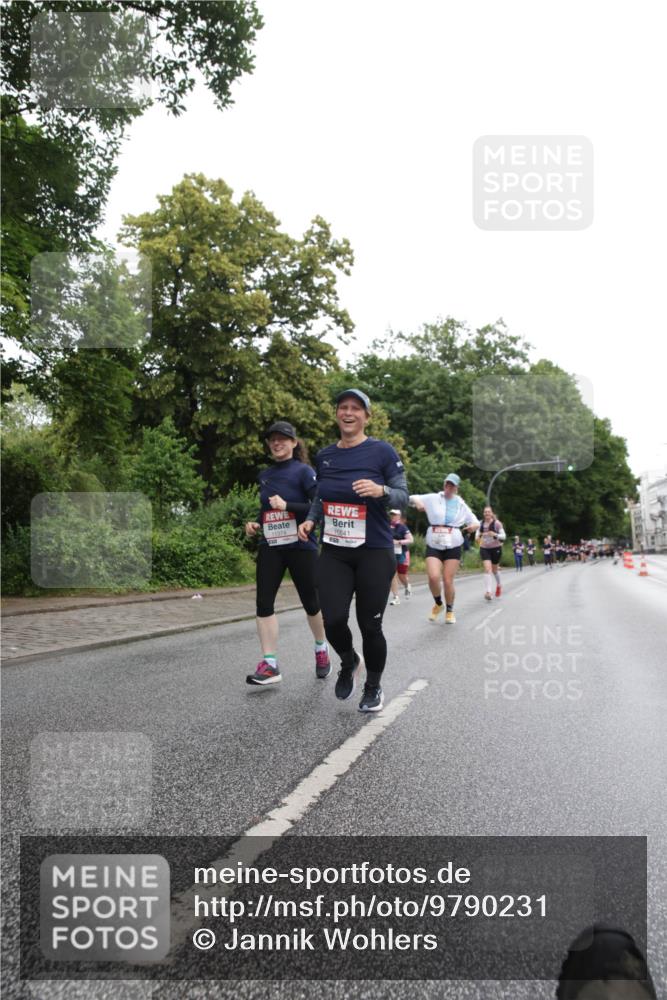 14.06.2026 - REWE Women's Run Jannik Wohlers http://msf.ph/oto/9790231 14.06.2026 10:03:41 Laufen 10641 meine-sportfotos.de