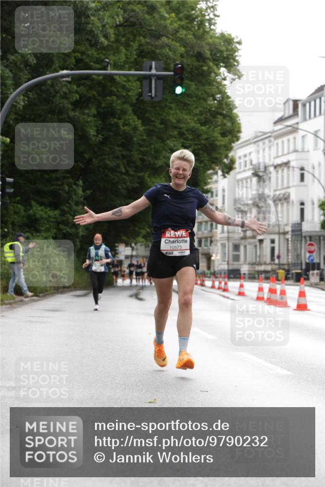 14.06.2026 - REWE Women's Run Jannik Wohlers http://msf.ph/oto/9790232 14.06.2026 09:44:29 Laufen 10573 meine-sportfotos.de
