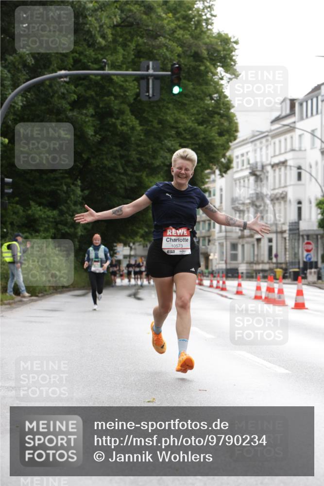 14.06.2026 - REWE Women's Run Jannik Wohlers http://msf.ph/oto/9790234 14.06.2026 09:44:29 Laufen 10573, 7 meine-sportfotos.de