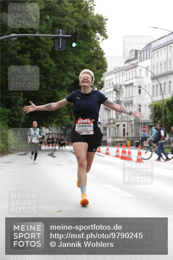 14.06.2026 - REWE Women's Run Jannik Wohlers http://msf.ph/oto/9790245 14.06.2026 09:44:30 Laufen 10573, 657 meine-sportfotos.de