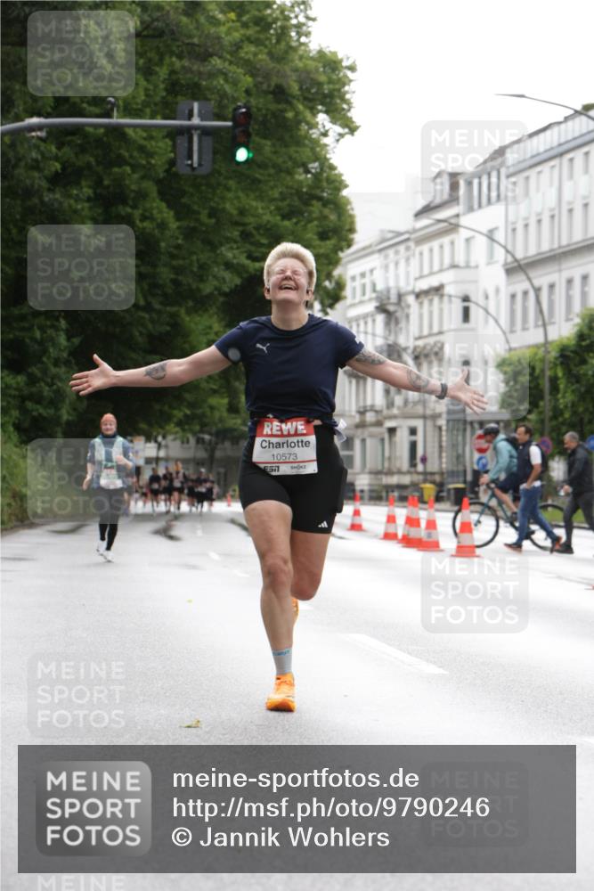14.06.2026 - REWE Women's Run Jannik Wohlers http://msf.ph/oto/9790246 14.06.2026 09:44:30 Laufen 10573 meine-sportfotos.de