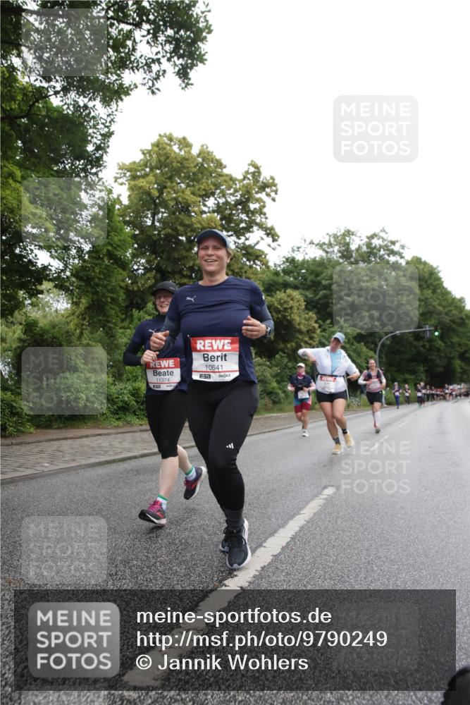 14.06.2026 - REWE Women's Run Jannik Wohlers http://msf.ph/oto/9790249 14.06.2026 10:03:41 Laufen 11374, 657, 10641 meine-sportfotos.de