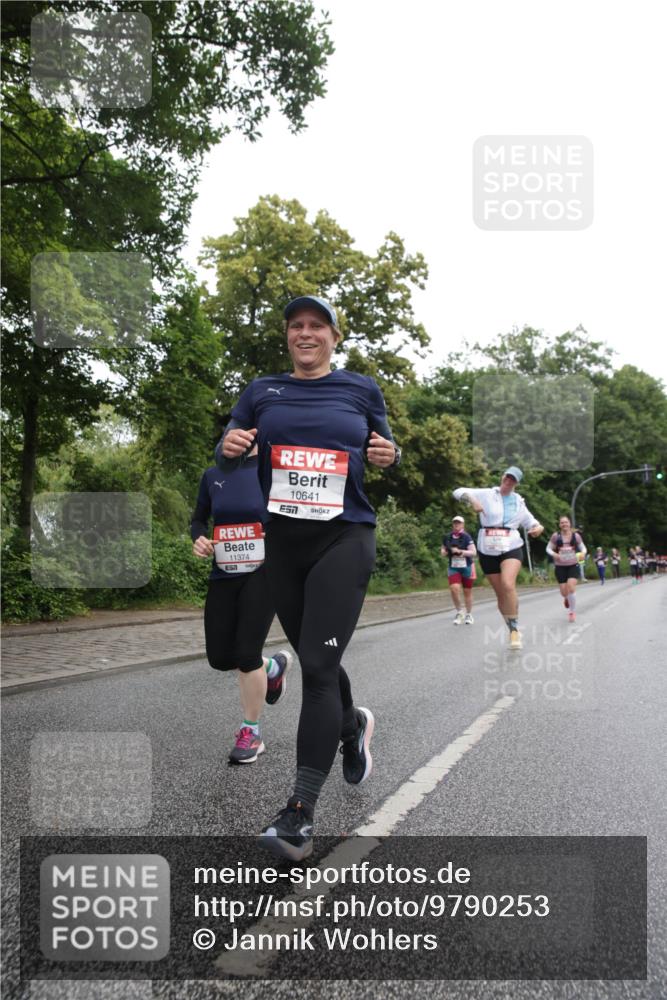 14.06.2026 - REWE Women's Run Jannik Wohlers http://msf.ph/oto/9790253 14.06.2026 10:03:41 Laufen 10641, 7, 11374 meine-sportfotos.de