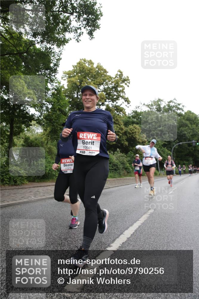 14.06.2026 - REWE Women's Run Jannik Wohlers http://msf.ph/oto/9790256 14.06.2026 10:03:41 Laufen 11374, 651, 10641, 7 meine-sportfotos.de
