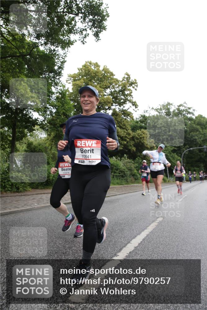 14.06.2026 - REWE Women's Run Jannik Wohlers http://msf.ph/oto/9790257 14.06.2026 10:03:41 Laufen 11374, 57, 10641 meine-sportfotos.de