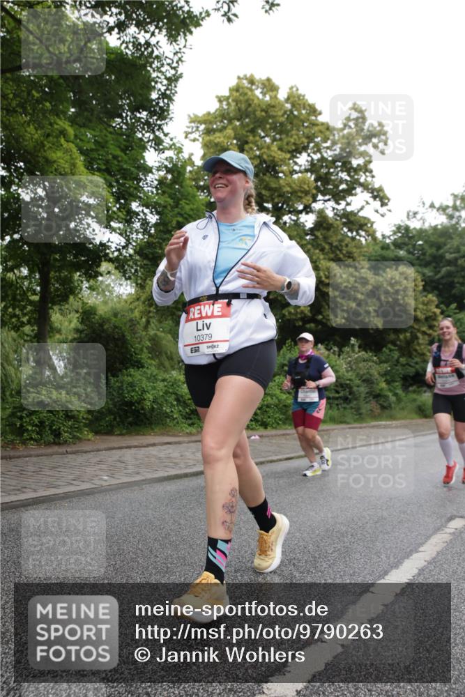 14.06.2026 - REWE Women's Run Jannik Wohlers http://msf.ph/oto/9790263 14.06.2026 10:03:43 Laufen 10379, 57 meine-sportfotos.de